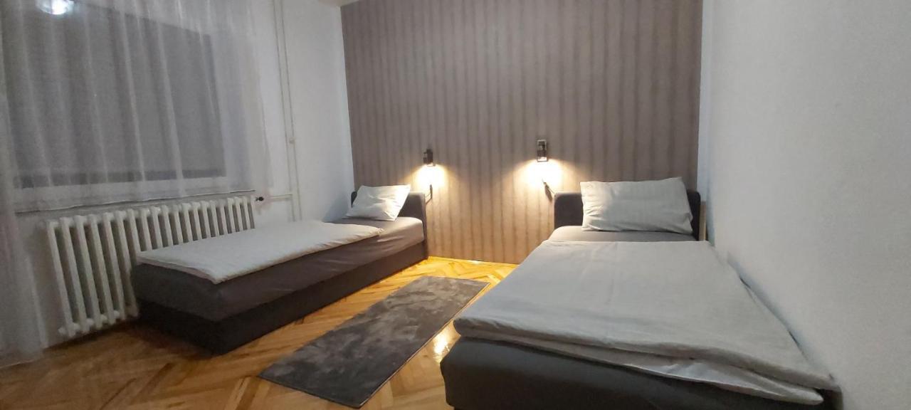 Apartman Excluziv 普里耶多尔 外观 照片